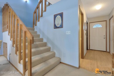 Entry & stairwell