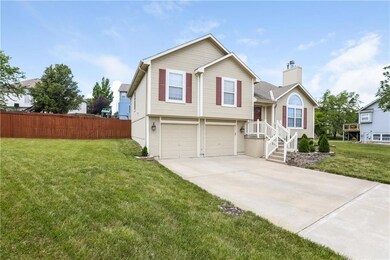 403 Granite Ct, Raymore, MO 64083 - photo 5