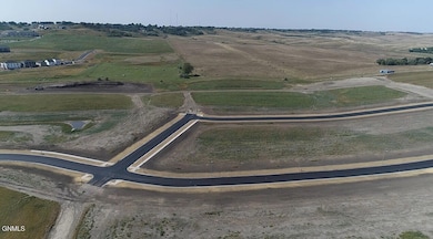 3232 Cherry Plum Ct NW, Mandan, ND 58554 - photo 3