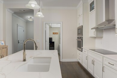 2022_08_August_99_Walnut_St _203_0022