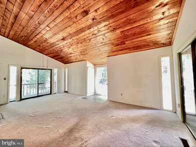 2521 Freetown Dr, Reston, VA 20191 - photo 7