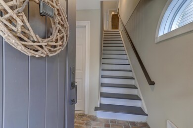 7 Commons Ct (58)