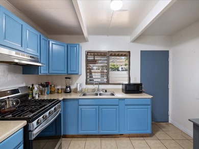 87-182 Helelua St unit 2, Waianae, HI 96792 - photo 3