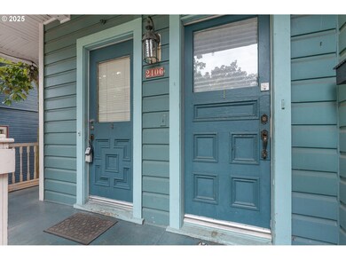 2406 SE Yamhill St, Portland, OR 97214 - photo 5