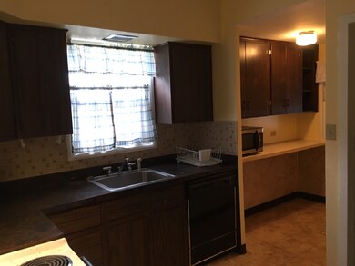 270 N Clinton Ave, Elmhurst, IL 60126 - photo 4