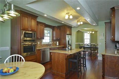 64 Buckeye Dr, Hendersonville, NC 28792 - photo 7