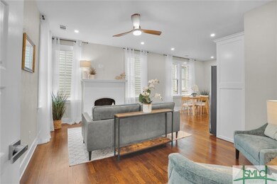 220 W 38th St, Savannah, GA 31401 - photo 3