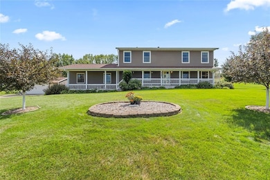 3466 Springer Ct, Cedar Rapids, IA 52411 - photo 2