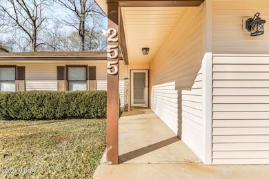 255 Jefferson Cir 7