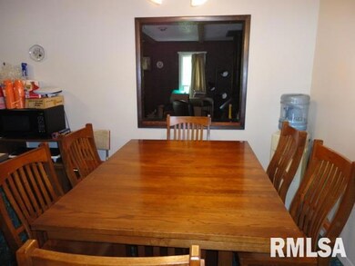 1219 Meadow, Bettendorf, IA 52722 - photo 4