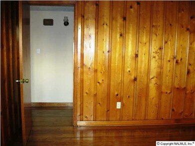 490 Sutton Bridge Rd, Rainbow City, AL 35906 - photo 2