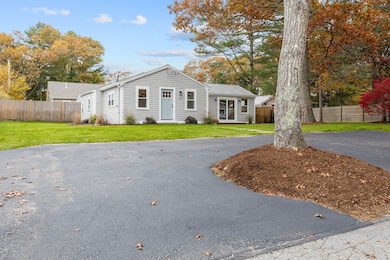 18 Martin St, Buzzards Bay, MA 02532 - photo 5