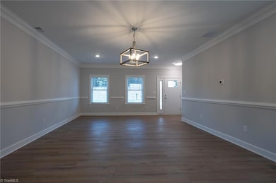 2676 Splitbrooke Dr, High Point, NC 27265 - photo 6