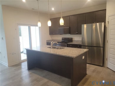 7736 Leeds Castle Ln, New Kent, VA 23124 - photo 2