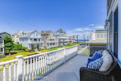 Upper level Porch w/Views