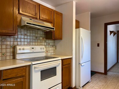 Kitchen (1)