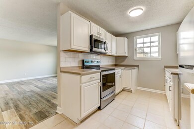 2605 Sandusky Ave E, Jacksonville, FL 32216 - photo 3