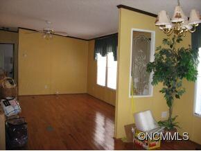 946 Mckinney Rd, Burnsville, NC 28714 - photo 3