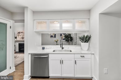 15220 Larkspur Ln, Dumfries, VA 22025 - photo 6