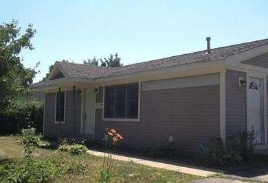 125 Del Rio Rd, Carpentersville, IL 60110 - photo 5