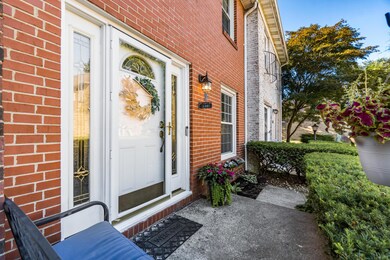 S_-_2381_Hardesty_Ct_-_018-2