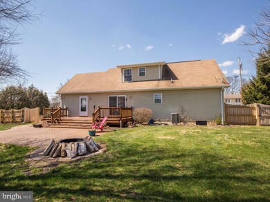 236 Libby Ann Dr, Bunker Hill, WV 25413 - photo 5