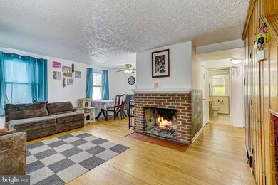 2325 Triebel Rd, Abington, PA 19001 - photo 6