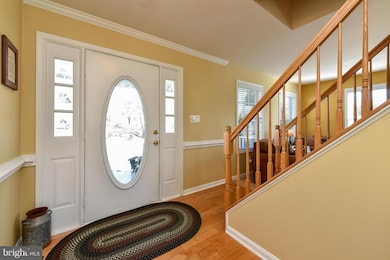 5345 Ambler Dr, Warrenton, VA 20187 - photo 2