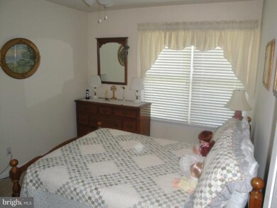 521 Monticello Cir, Locust Grove, VA 22508 - photo 7