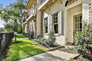 715 E 10th St, Houston, TX 77008 - photo 4