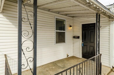COVERED FRONT PORCH