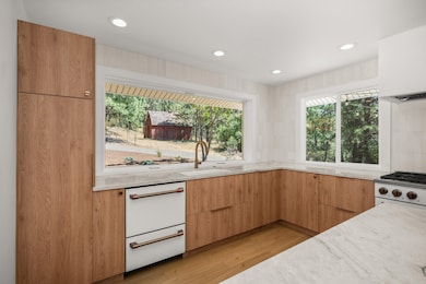 6903 E 42nd Ave, Spokane, WA 99223 - photo 4