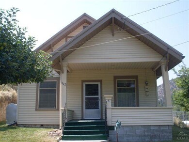 202 E Main St, Canyon City, OR 97820 - photo 2