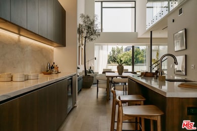 702 N Doheny Dr unit TH8, West Hollywood, CA 90069 - photo 7