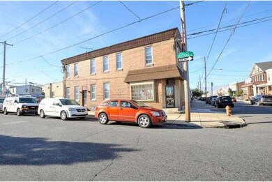 4497 Edgemont St, Philadelphia, PA 19137 - photo 3