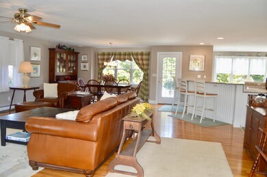 9 Peases Point Rd, Edgartown, MA 02539 - photo 4