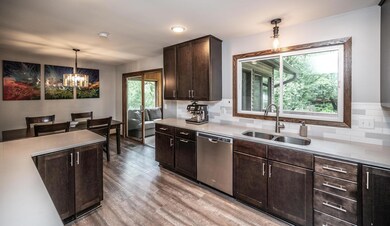 3102 Red Oak Cir N Burnsville-large-022-024-Kitchen-1500x870-72dpi.jpg