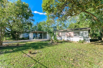 5226 Redstone Dr, Jacksonville, FL 32210 - photo 3