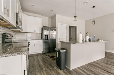 103 Daybeacon St, Yorktown, VA 23692 - photo 6