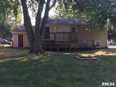 2604 W 55th St, Davenport, IA 52806 - photo 3