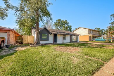 14318 Hollypark Dr, Houston, TX 77015 - photo 2