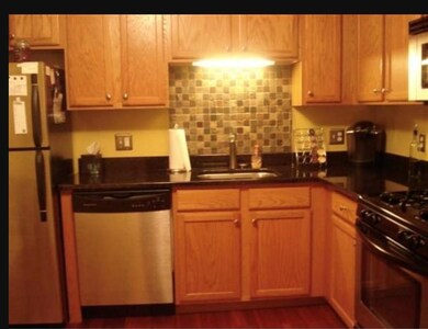 Crosswoods Path Condominium unit 31, MerriMacK, NH 03054 - photo 3