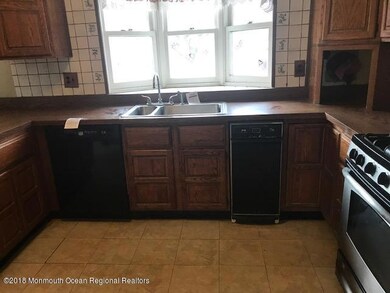 130 Riveredge Rd, Tinton Falls, NJ 07724 - photo 6