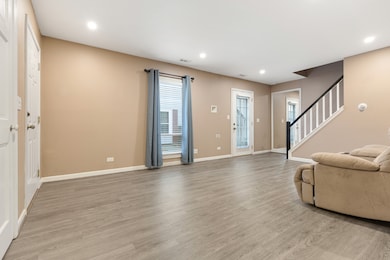 817 Wellington Ave unit U43, Elk Grove Village, IL 60007 - photo 4