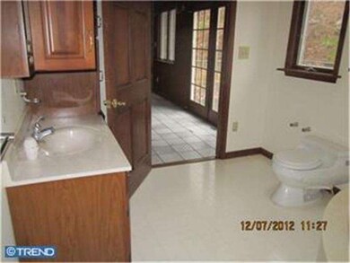 4657 E Mill Hill Rd, East Greenville, PA 18041 - photo 7