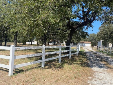 1730 Gilliland Rd, Springtown, TX 76082 - photo 3