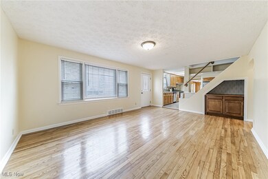 9911 Colfax Dr, Columbia Station, OH 44028 - photo 6