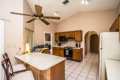 1227 W. Barrow Dr. #02822-11.jpg