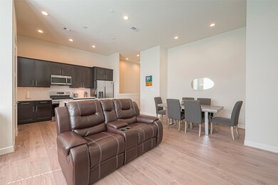 139 Knightsbridge Park Ln, Houston, TX 77018 - photo 7