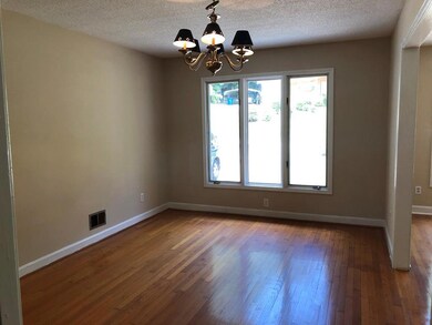 Formal Dining